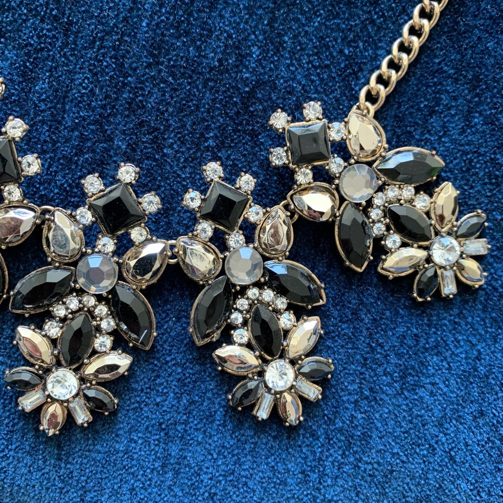 Necklace - Picture 3 of 4